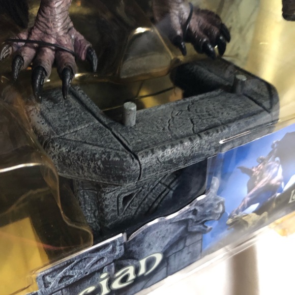 2002 Stan Winston Creatures Extreme Gargoyles LUCIAN Posable Figure NWT - Picture 9 of 14